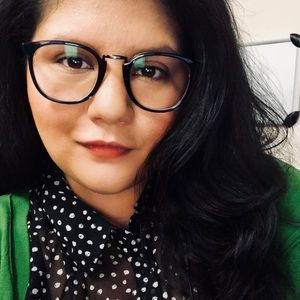 Meet your Posher, Jillian